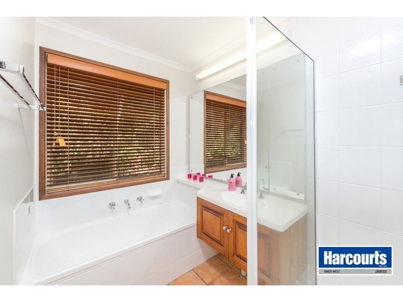 72 Bromwich Street, The Gap QLD 4061