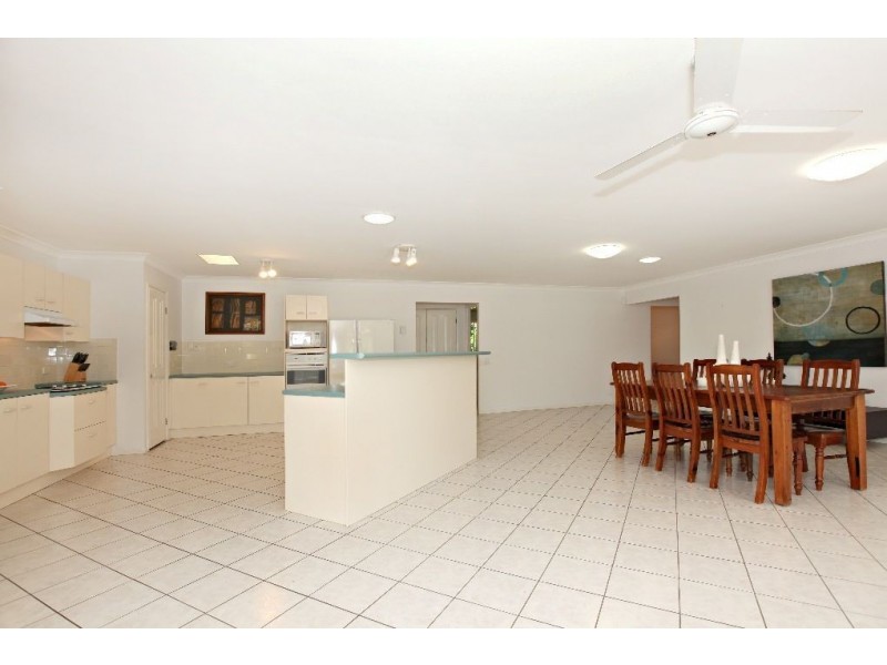33 Parkside Crescent, The Gap QLD 4061