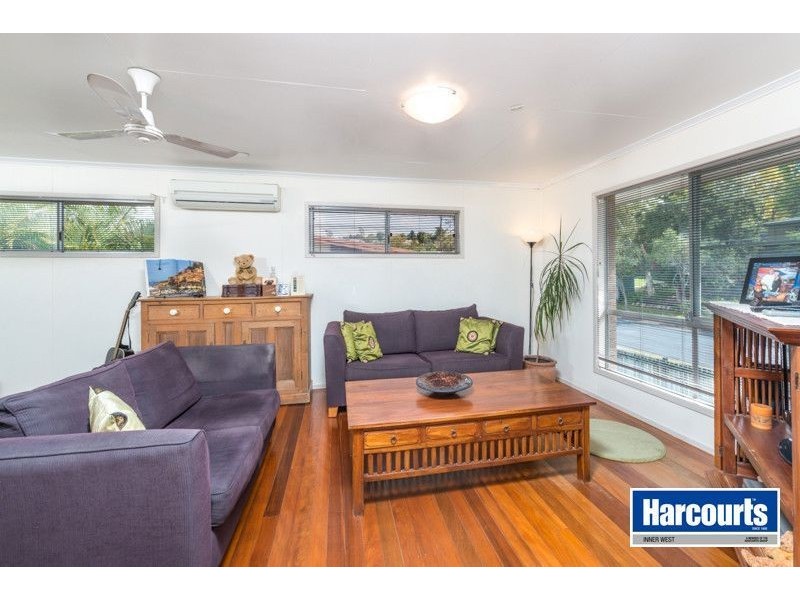 10 Richwill Street, The Gap QLD 4061