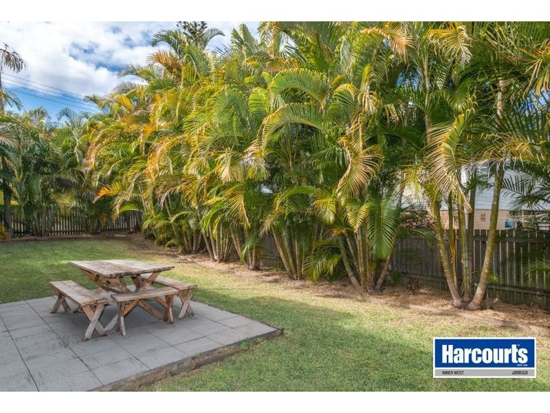 10 Richwill Street, The Gap QLD 4061