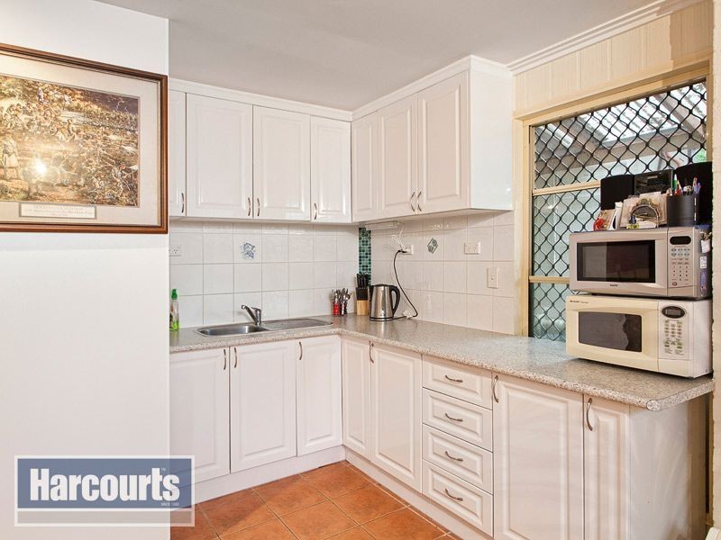 9 Willowood Place, The Gap QLD 4061