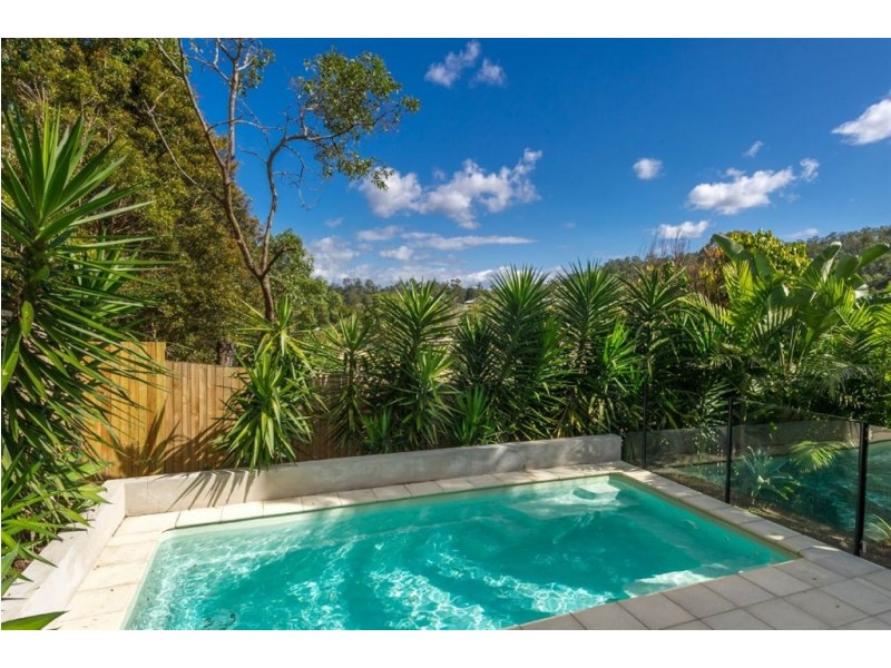 13 Chicester Street, The Gap QLD 4061