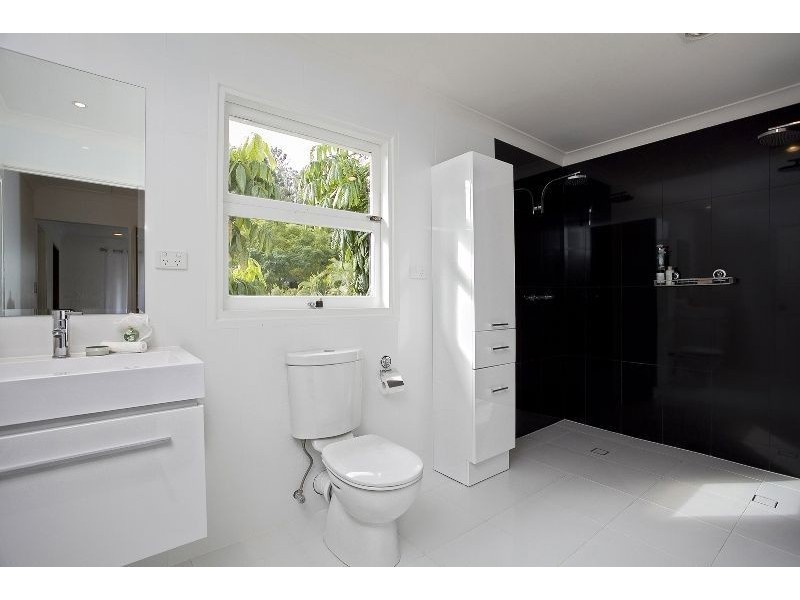 13 Chicester Street, The Gap QLD 4061