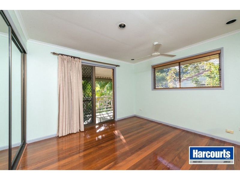 9 Grimsby Street, The Gap QLD 4061