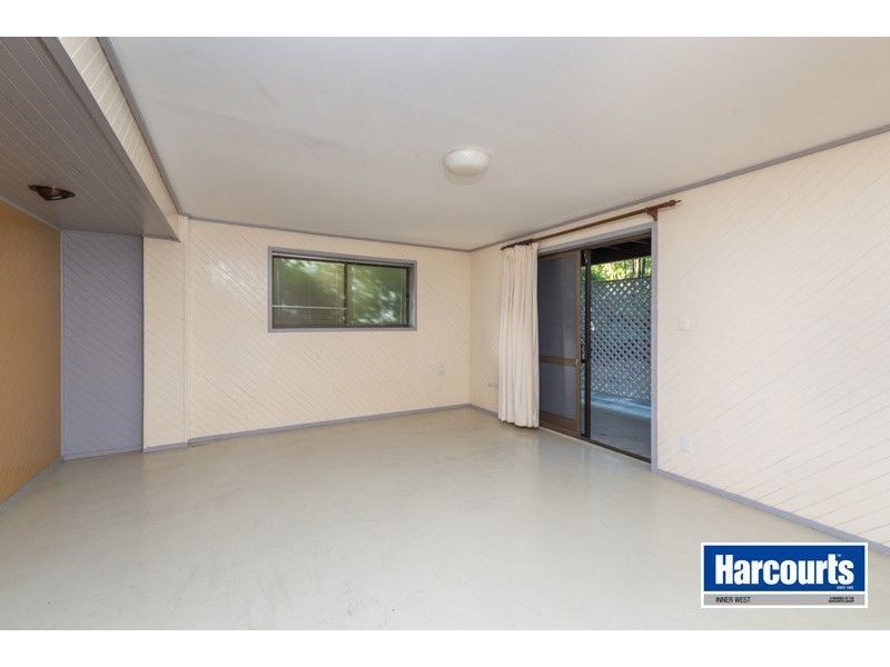 9 Grimsby Street, The Gap QLD 4061