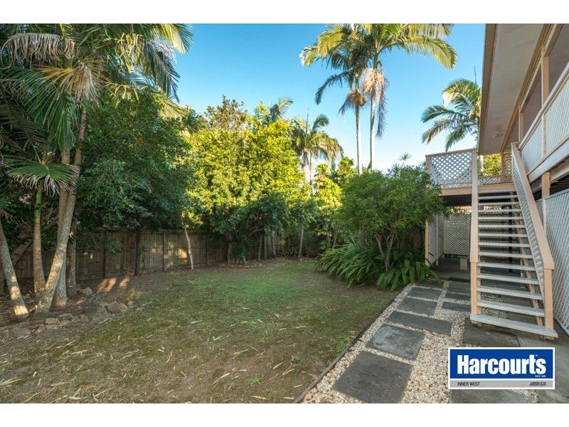 9 Grimsby Street, The Gap QLD 4061