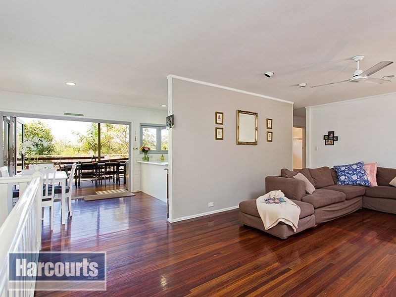7 Kilmaine Street, The Gap QLD 4061