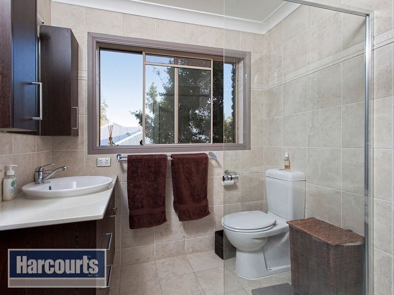 11 Tylaw Place, The Gap QLD 4061
