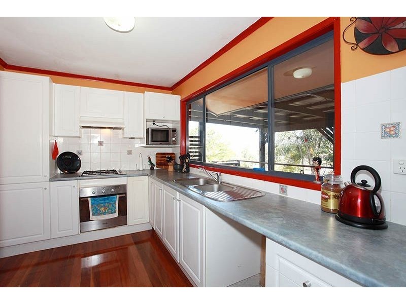 9 Wirlpana Avenue, Ferny Hills QLD 4055