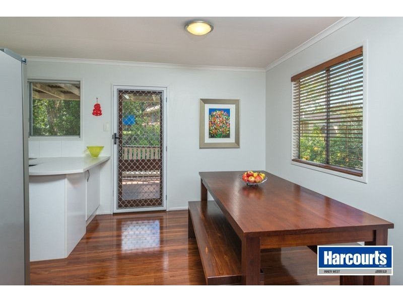 33 Woorama Road, The Gap QLD 4061