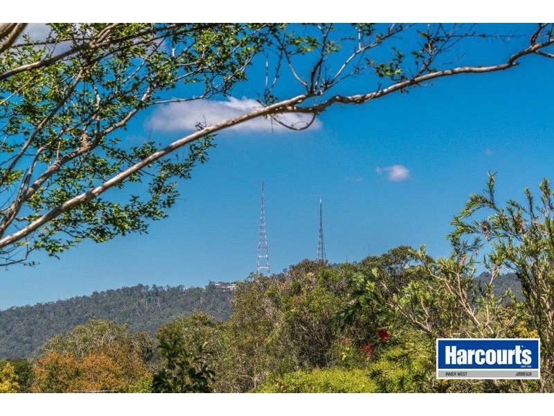 33 Woorama Road, The Gap QLD 4061