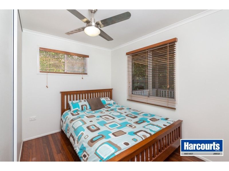 33 Woorama Road, The Gap QLD 4061