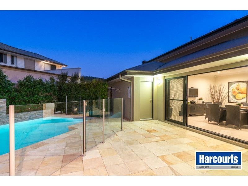 5 Thomsen Court, The Gap QLD 4061