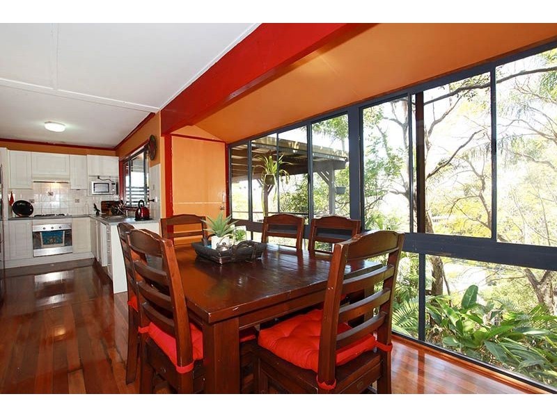 9 Wirlpana Avenue, Ferny Hills QLD 4055