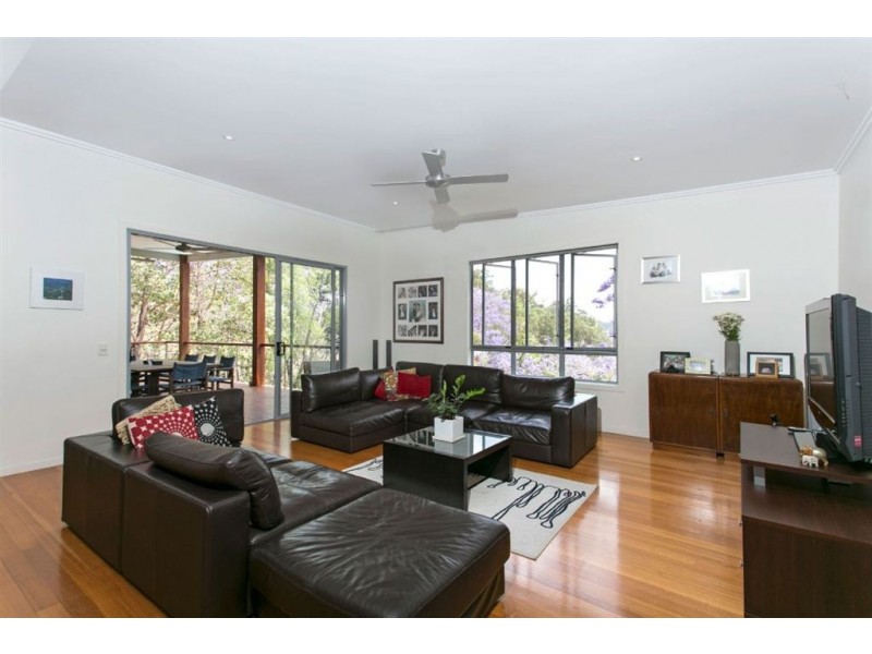 101 Kays Road, The Gap QLD 4061