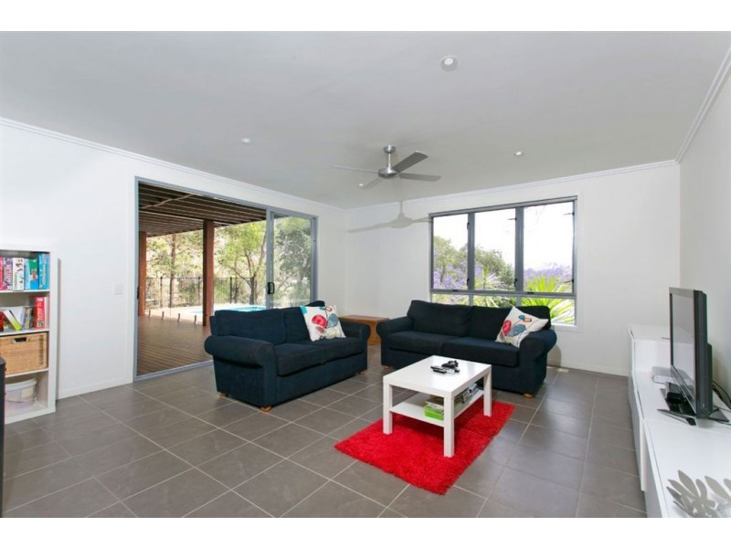 101 Kays Road, The Gap QLD 4061