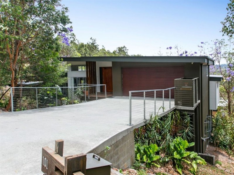 101 Kays Road, The Gap QLD 4061