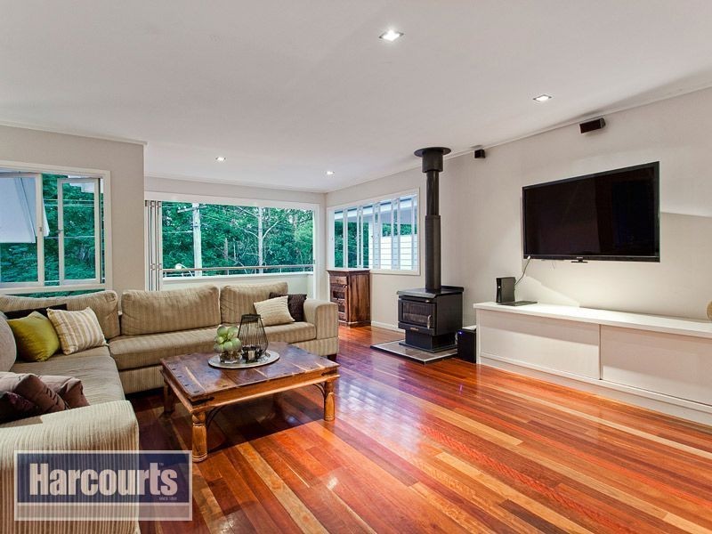 40 Barnett Road, Bardon QLD 4065