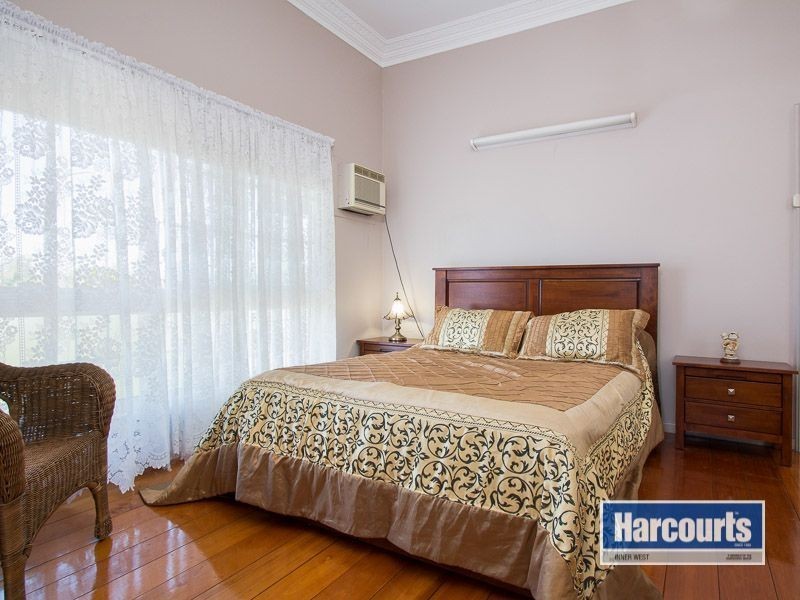 98 Stewart Road, Ashgrove QLD 4060