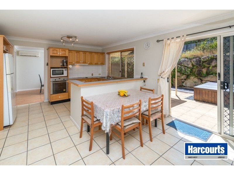 41 Montrose Place, The Gap QLD 4061