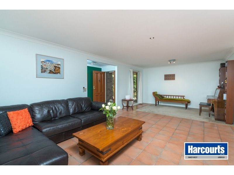 2 Phoenix Close, The Gap QLD 4061