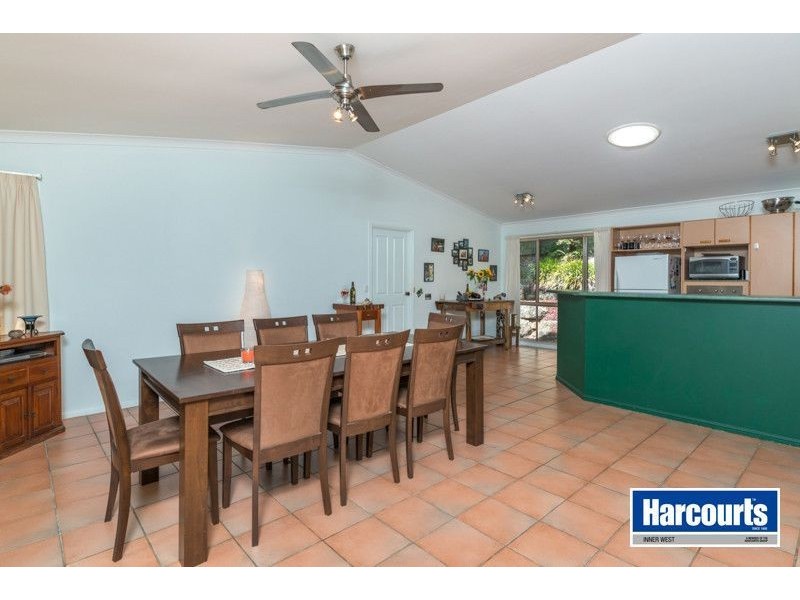 2 Phoenix Close, The Gap QLD 4061