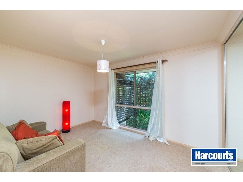 2 Phoenix Close, The Gap QLD 4061
