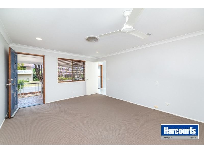 7 Debbie Street, The Gap QLD 4061