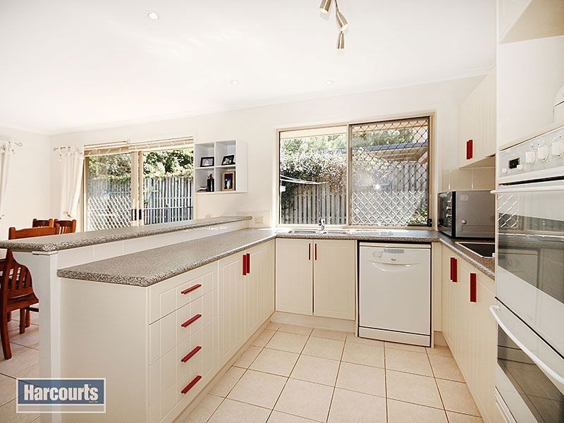 7 Maddison Place, The Gap QLD 4061