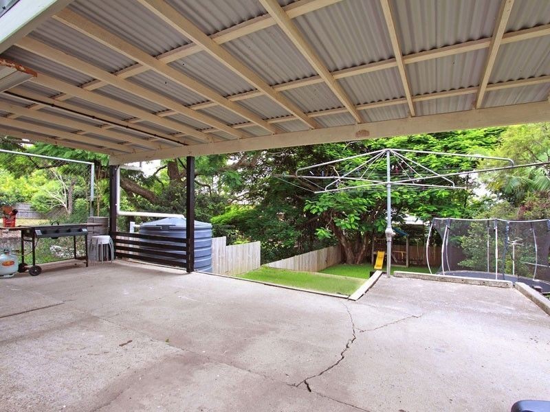 40 Dovedale Crescent, Ashgrove QLD 4060