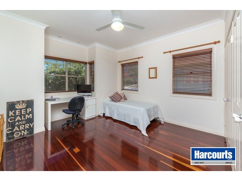 25 High Street, Ashgrove QLD 4060