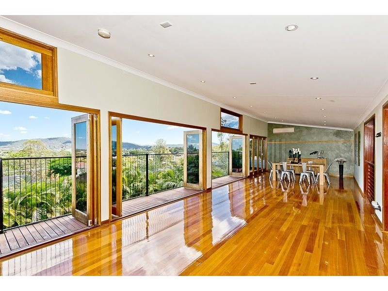 14 Dargie Street, Everton Park QLD 4053