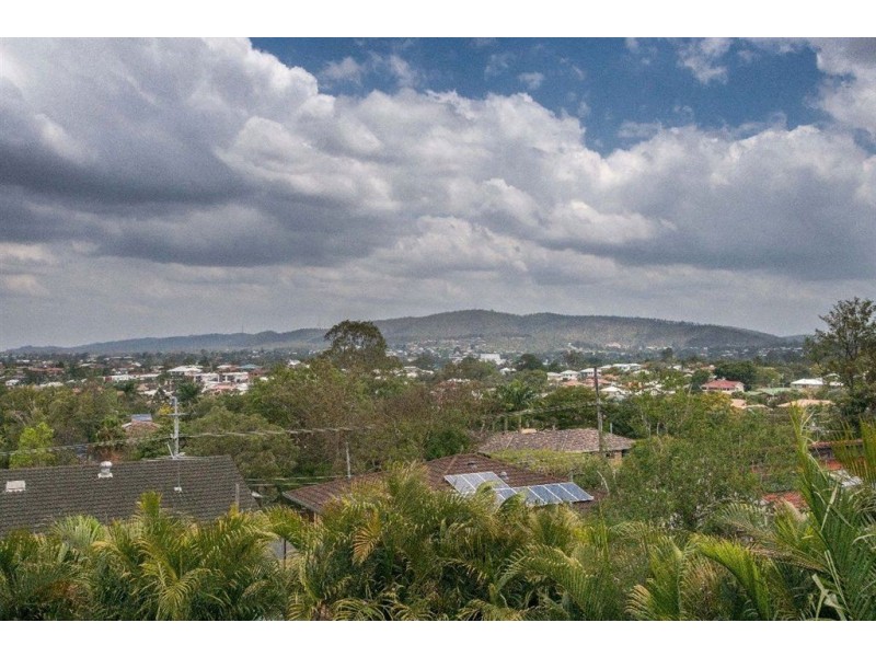 14 Dargie Street, Everton Park QLD 4053