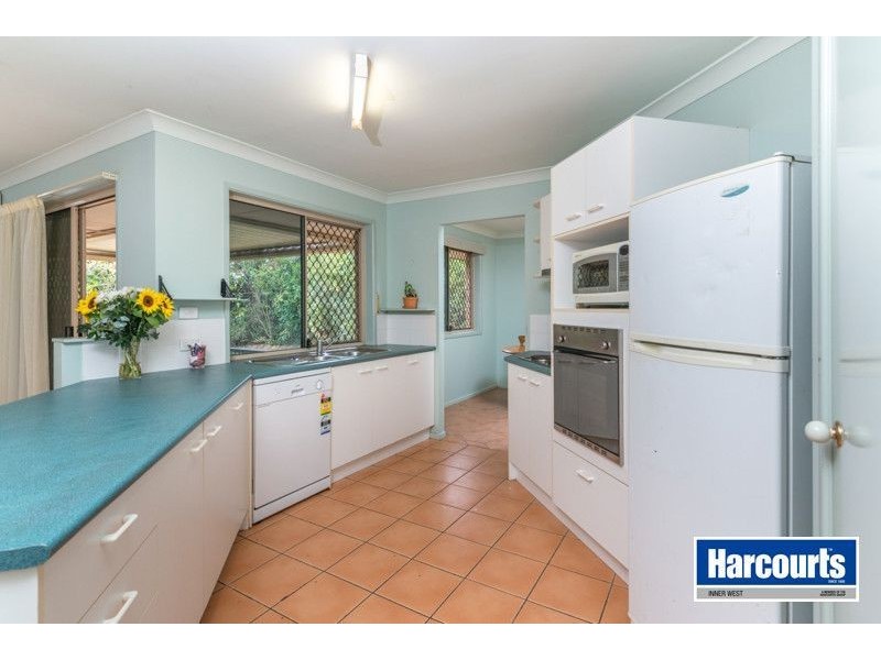 19 School Road, The Gap QLD 4061