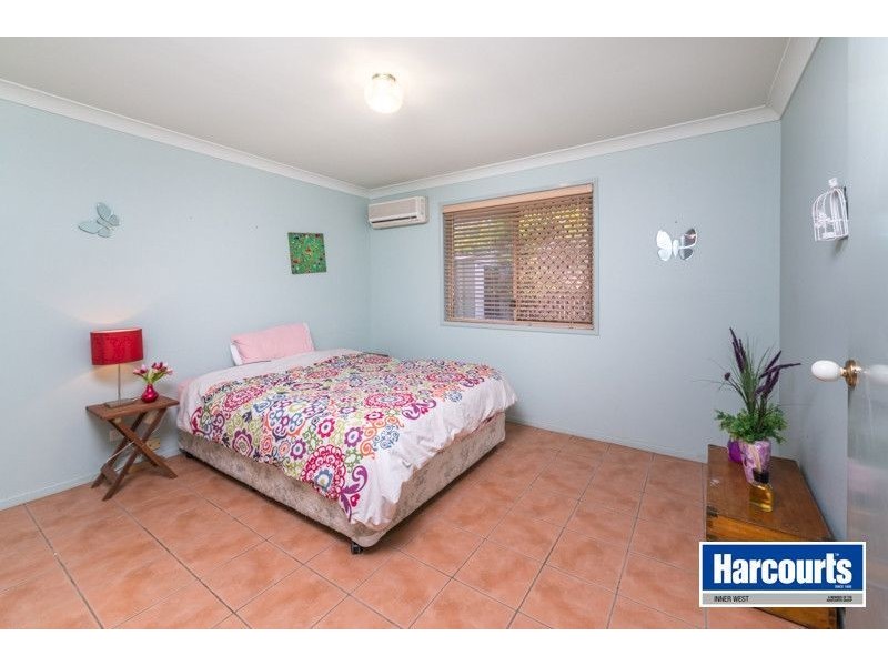 19 School Road, The Gap QLD 4061