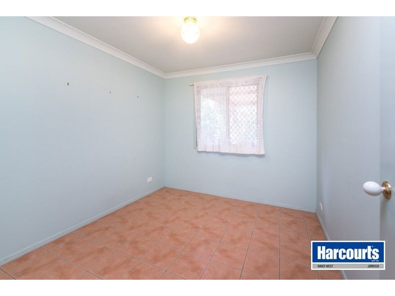 19 School Road, The Gap QLD 4061