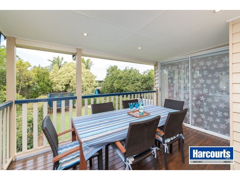15 Keylar Street, Mitchelton QLD 4053