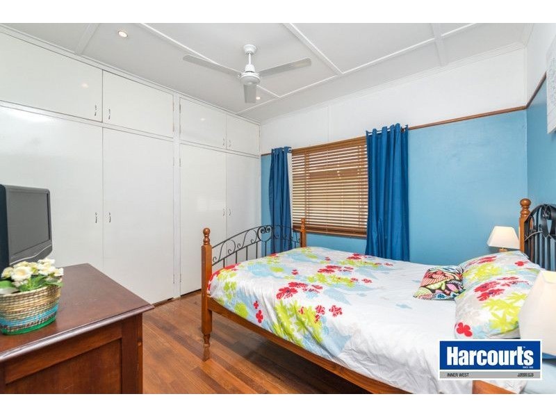 15 Keylar Street, Mitchelton QLD 4053