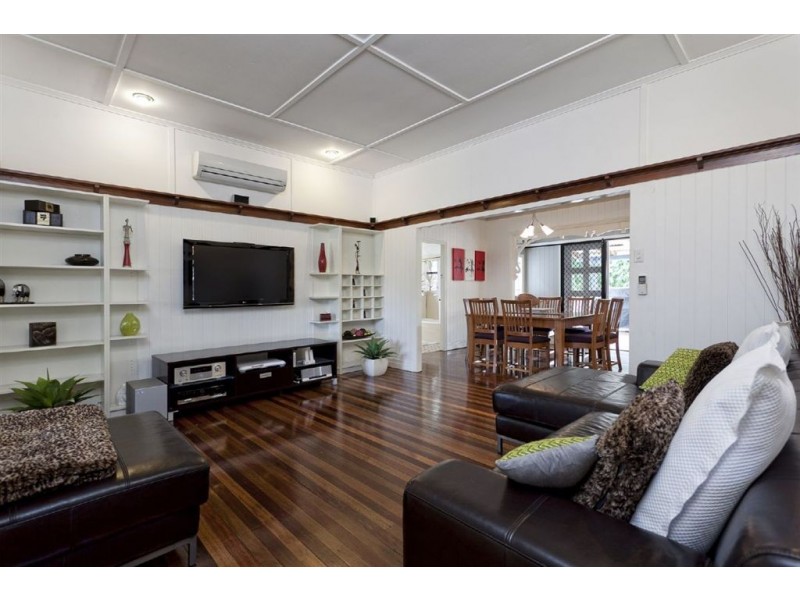 23 Hamilton Road, Wavell Heights QLD 4012