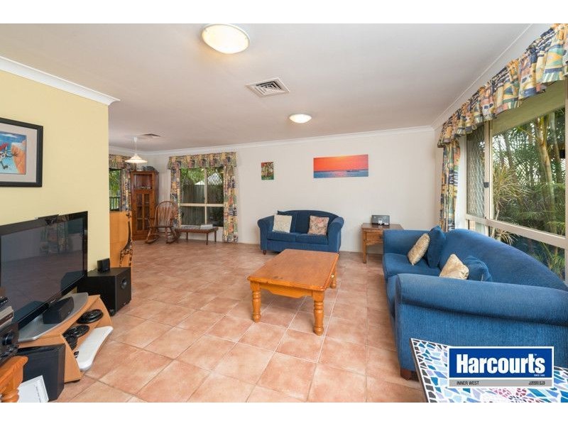 11 Wollundry Place, The Gap QLD 4061