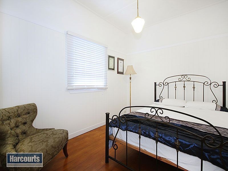 1 Panorama Street, Ashgrove QLD 4060