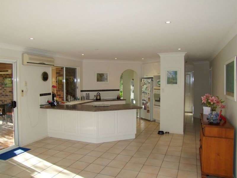 7 Phoenix Close, The Gap QLD 4061