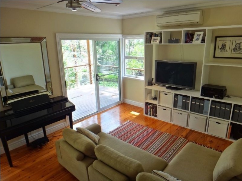 104 Dillon Road, The Gap QLD 4061