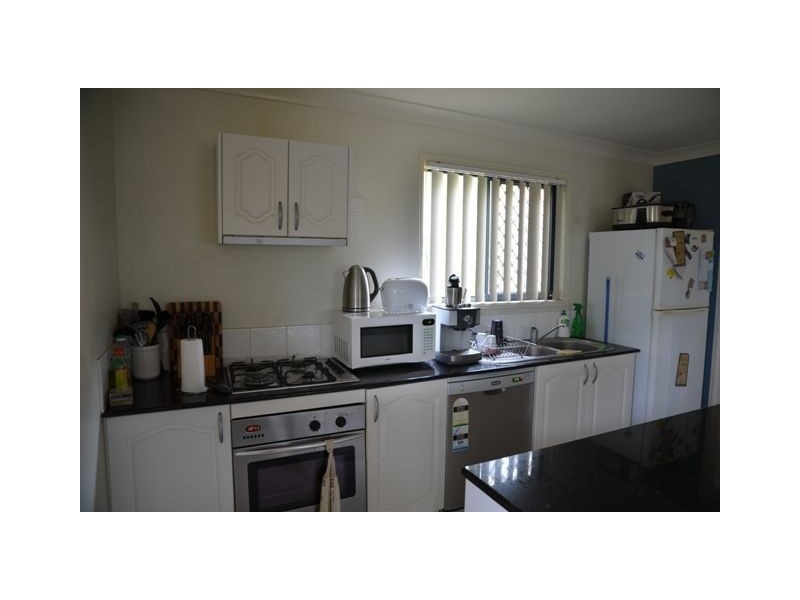 4/10 Montrose Road, Taringa QLD 4068