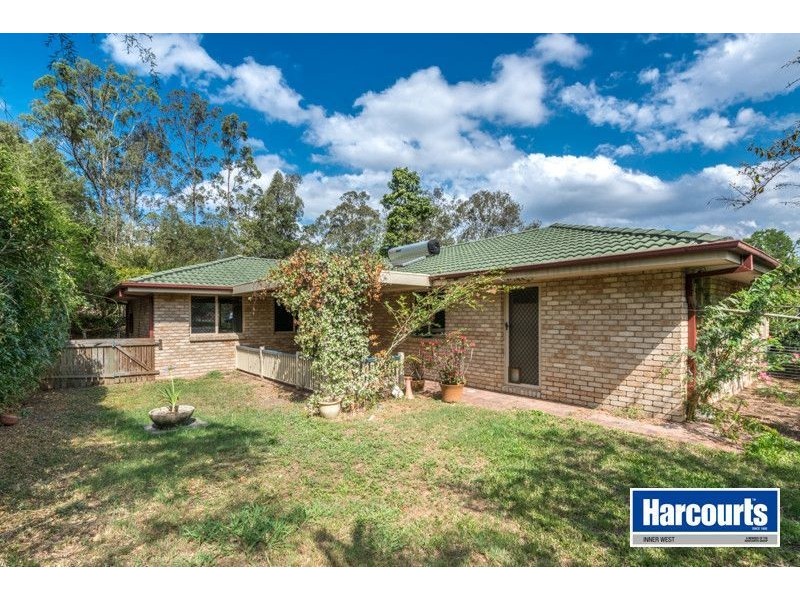 19 School Road, The Gap QLD 4061