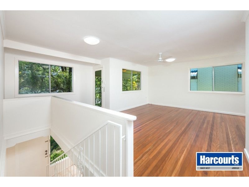 27 Glenella Street, The Gap QLD 4061