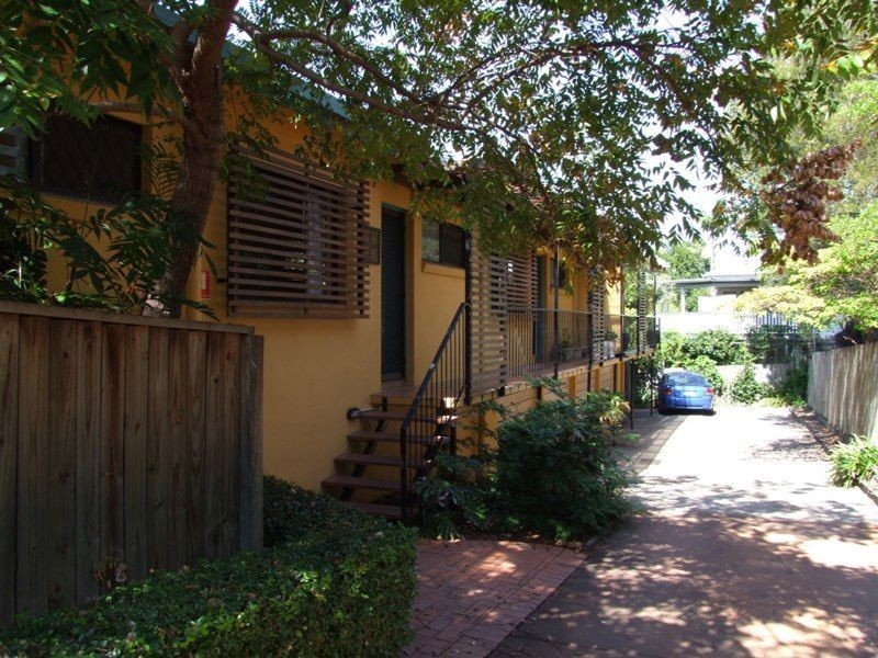 2/38 Thurlow Street, Newmarket QLD 4051