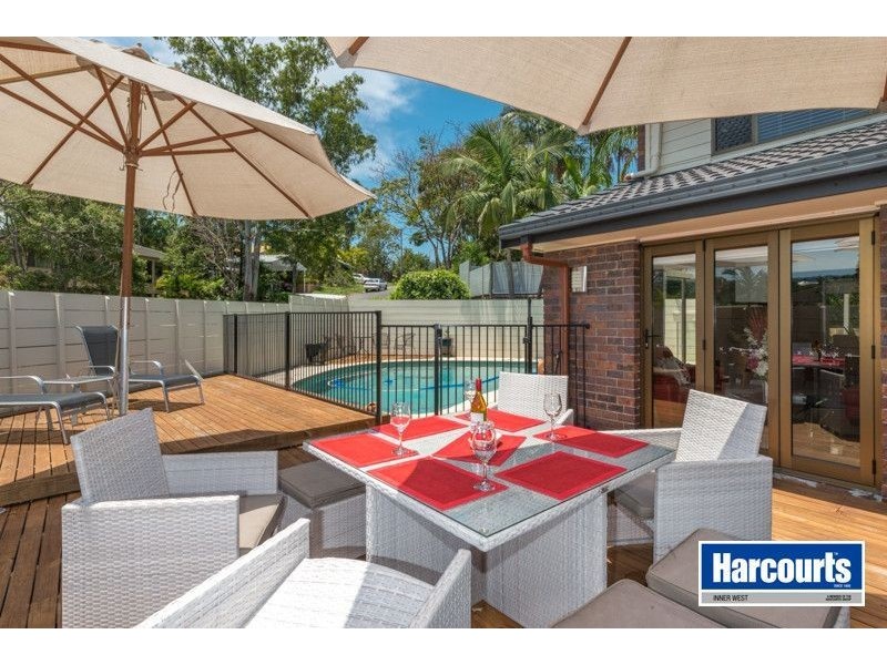 16 Moygara Street, The Gap QLD 4061