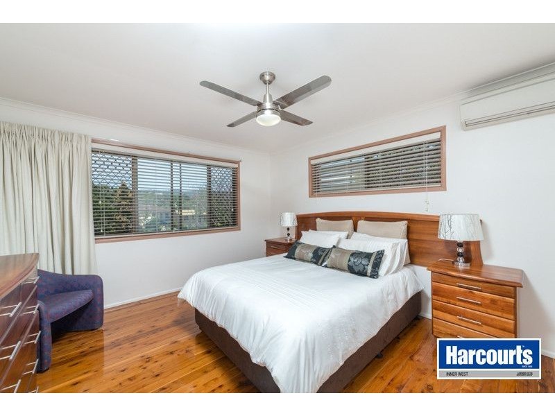 16 Moygara Street, The Gap QLD 4061
