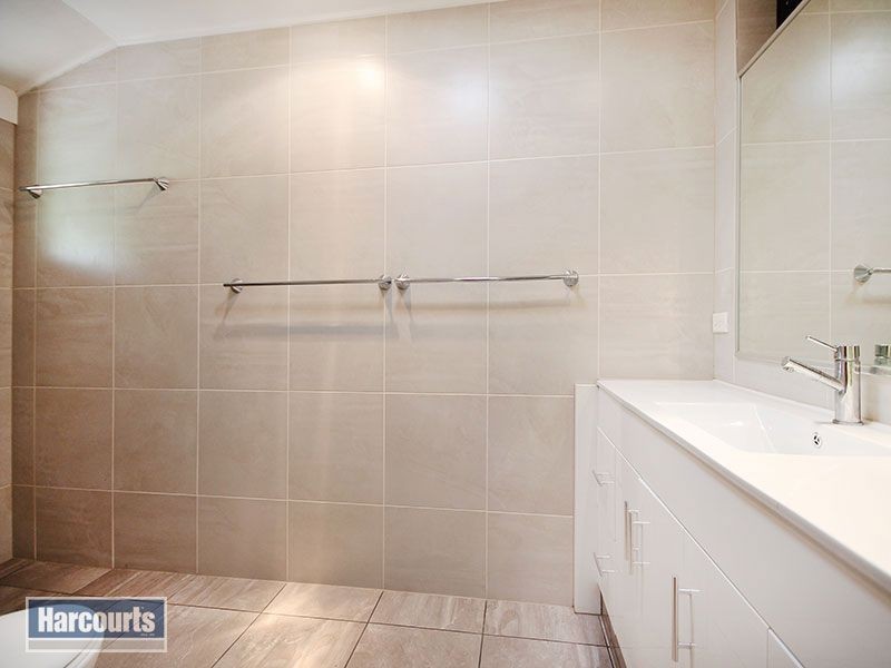 6 Bernarra Street, The Gap QLD 4061